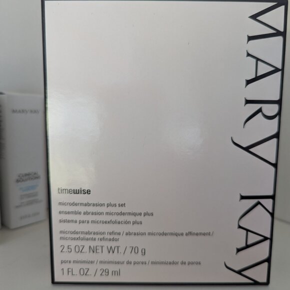 TimeWise® Microdermabrasion Plus Set - Picture 3 of 3